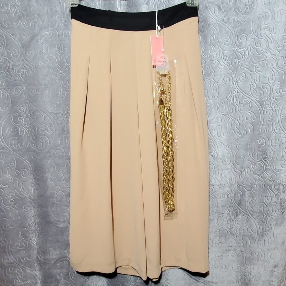 Lulumari palazzo pants NWT SMALL